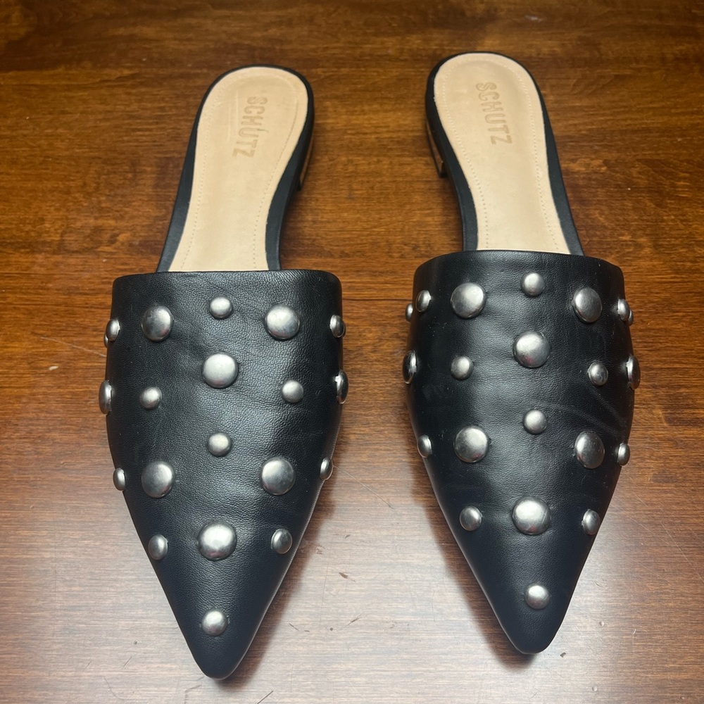 Schutz womens size 11B black with silver stud mules